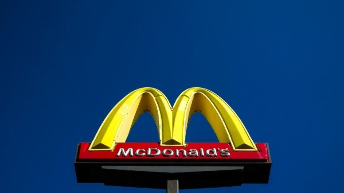 Cebolas do McDonald’s foram provável causa de intoxicações nos EUA