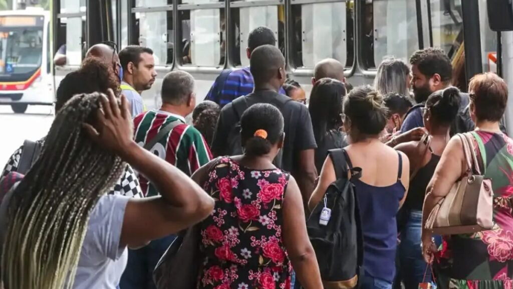 total de mulheres responsáveis por domicílios cresce no Brasil