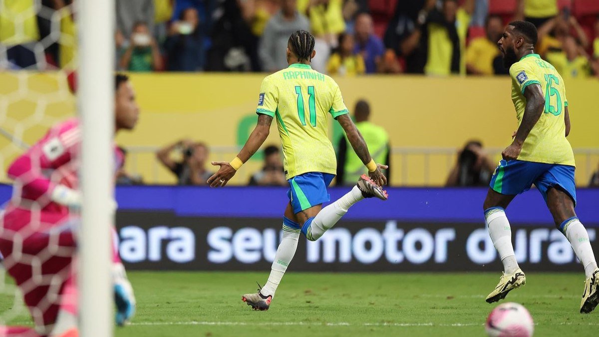 Raphinha brilha e Brasil goleia o Peru nas Eliminatórias da Copa do Mundo