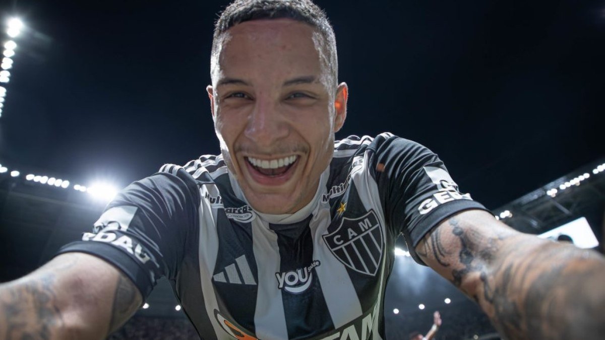 Arana celebra vitória, destaca gol e alerta: ‘Nada ganho ainda’