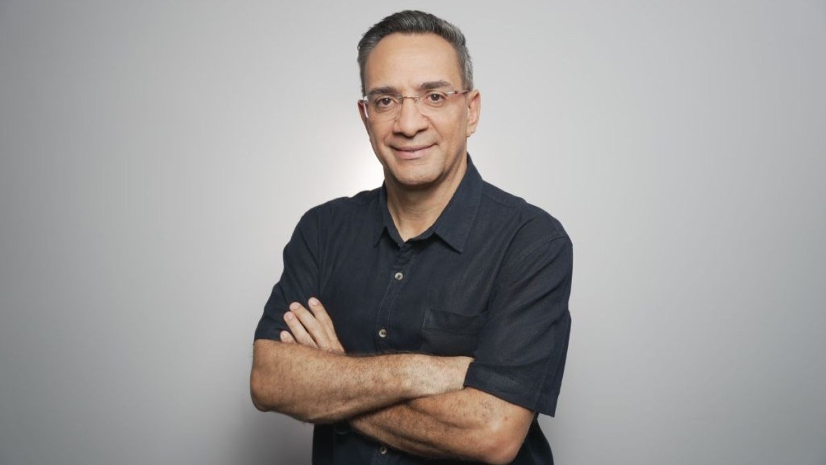 Depois de fechar com Cléber Machado, Record ataca Band, Espn e CNN