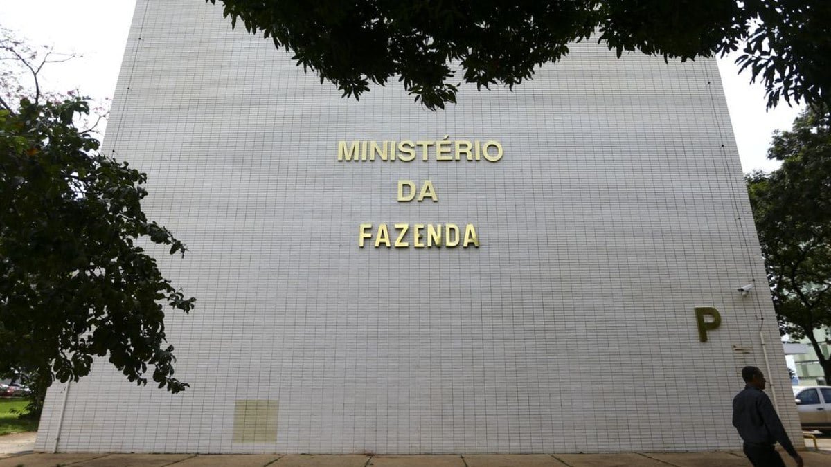 Corte de R$ 15 bi no Orçamento poupa só um ministério; veja os mais afetados