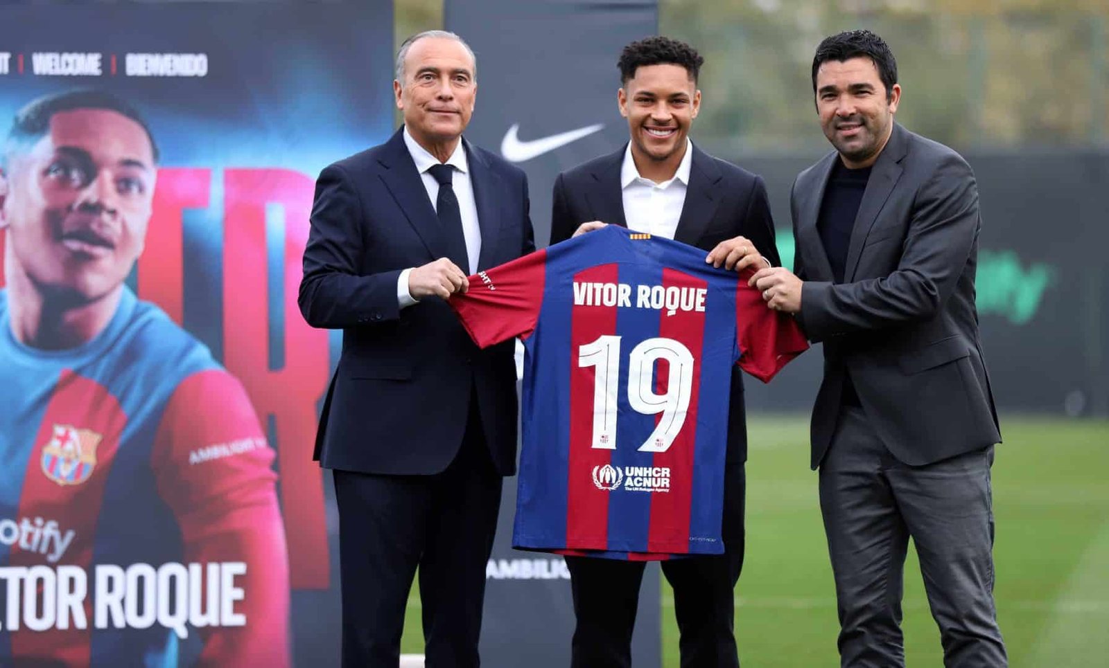 Para defender Vitor Roque, Deco diz que Barcelona devia seguir exemplo do Real Madrid