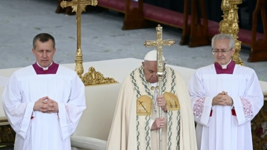 China prorroga acordo com o Vaticano para nomeação de bispos por quatro anos