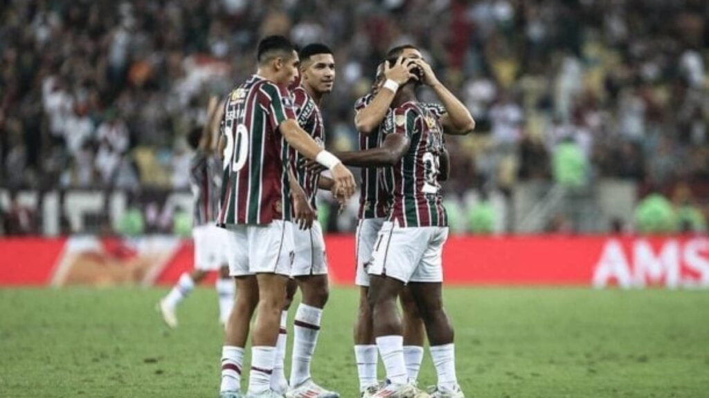 Fábio e Arias são destaques da classificação