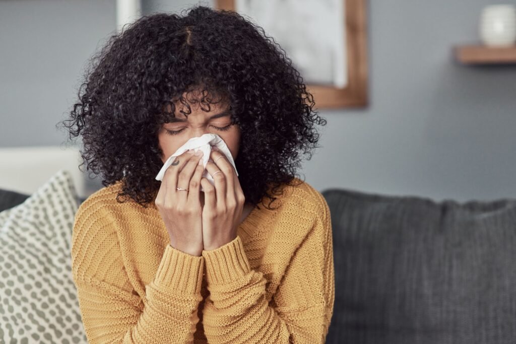Como fazer a lavagem nasal? Conheça os benefícios da prática