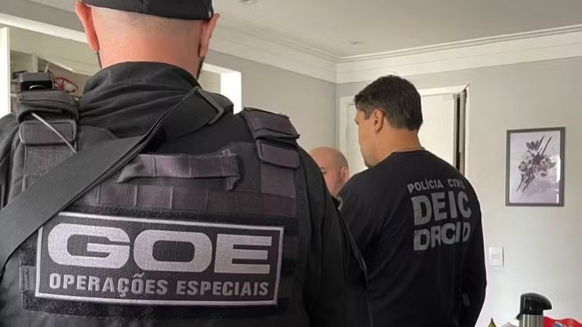 Homem é preso em SP após ameaçar explodir Congresso