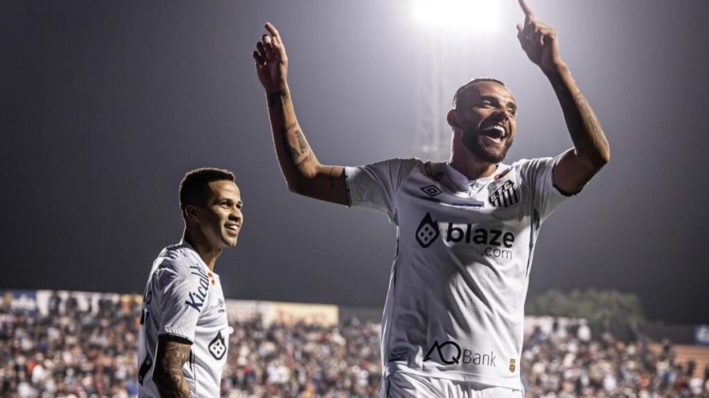 Santos domina, vence o Ituano e fica cada vez mais perto do acesso