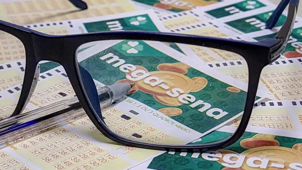 Ganhador da Mega-Sena morre 24 dias após receber prêmio de R$ 201 milhões Ganhador da Mega-Sena morre 24 dias após receber prêmio de R$ 201 milhões
