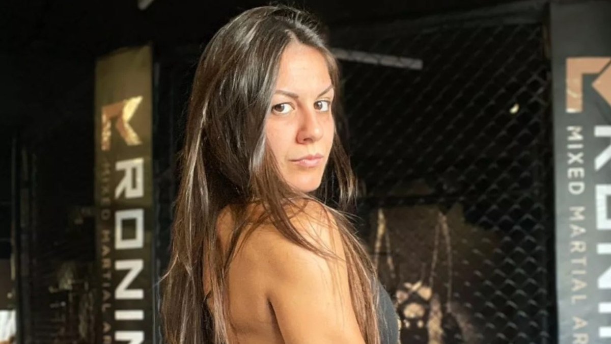 Dona do ‘bumbum mais redondo do UFC’, lutadora manda forte recado aos críticos