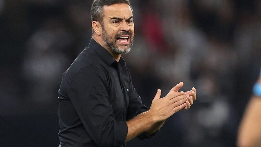 Artur Jorge valoriza goleada do Botafogo: ‘Muita entrega’