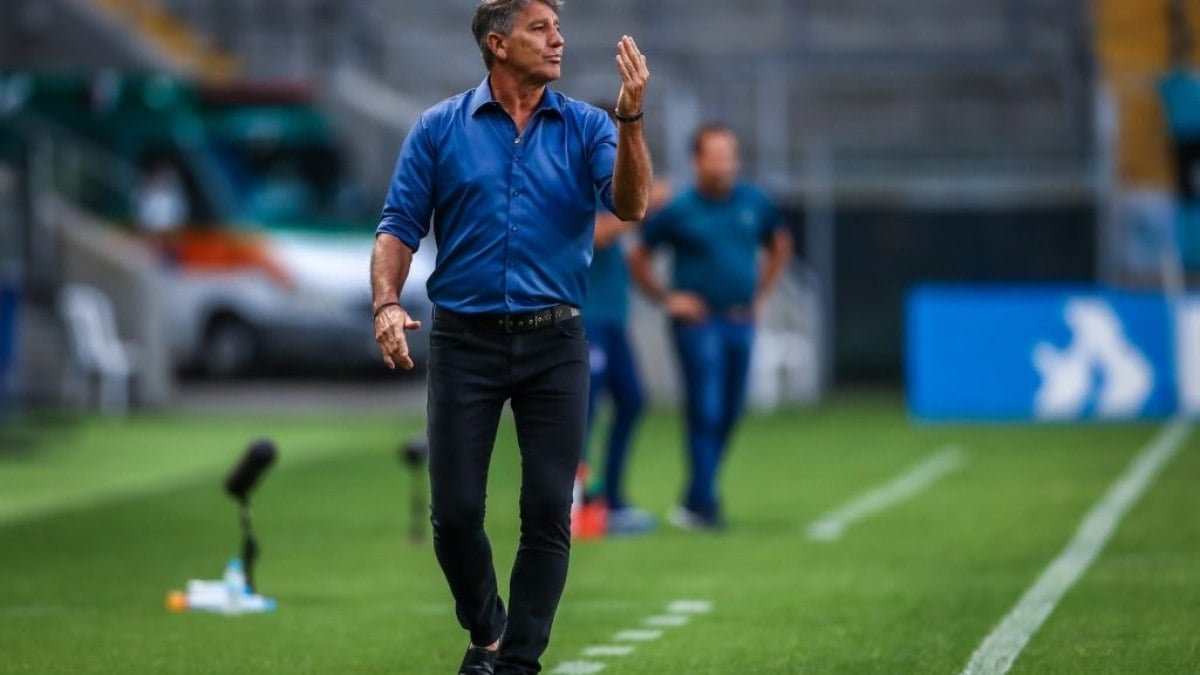 Renato Gaúcho emite nota e garante não ter negociações com o Cruzeiro
