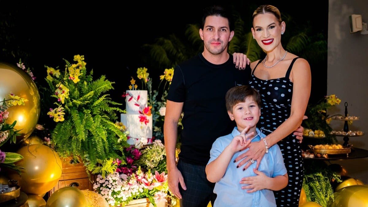 Mariana Arraes comemora mais um ano de vida de forma intimista no Lago Sul