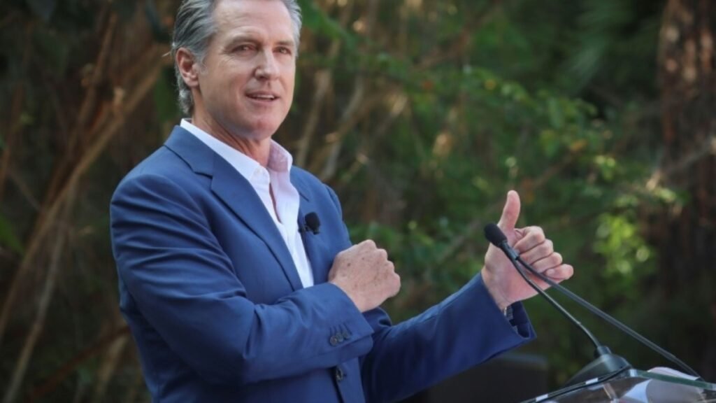 Governador da Califórnia se mobiliza para contrapor eventuais políticas ‘ilegais’ de Trump
