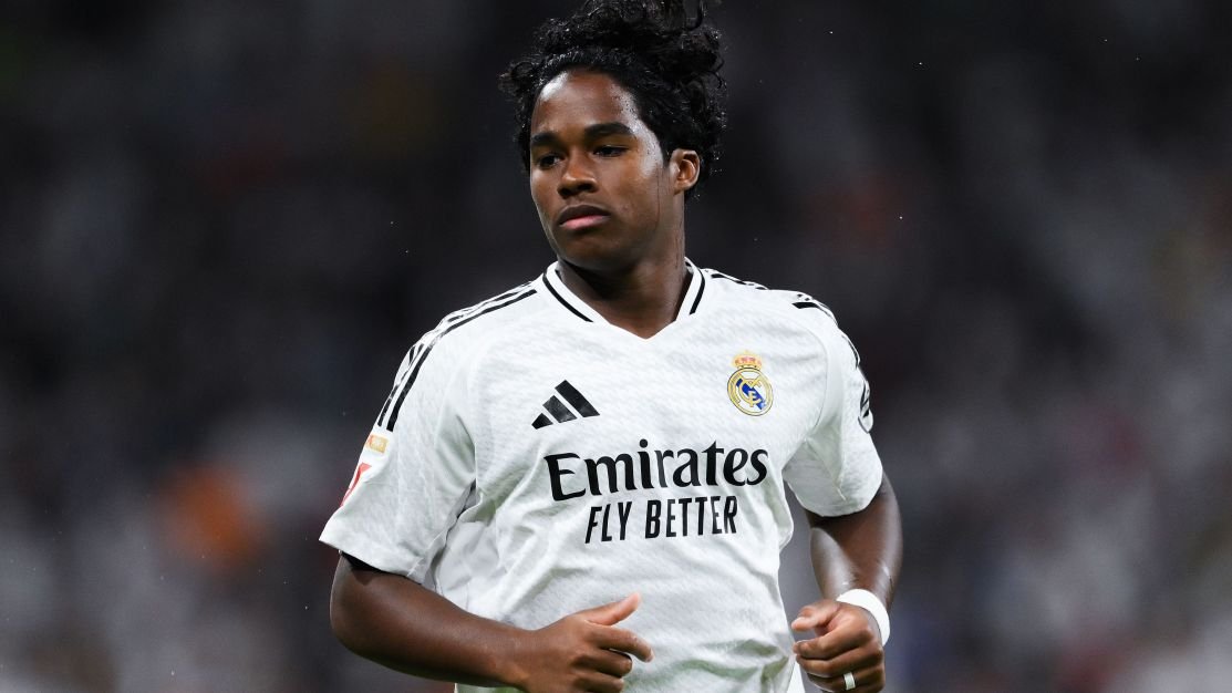 Endrick esquecido? Ancelotti explica porque brasileiro não joga pelo Real Madrid