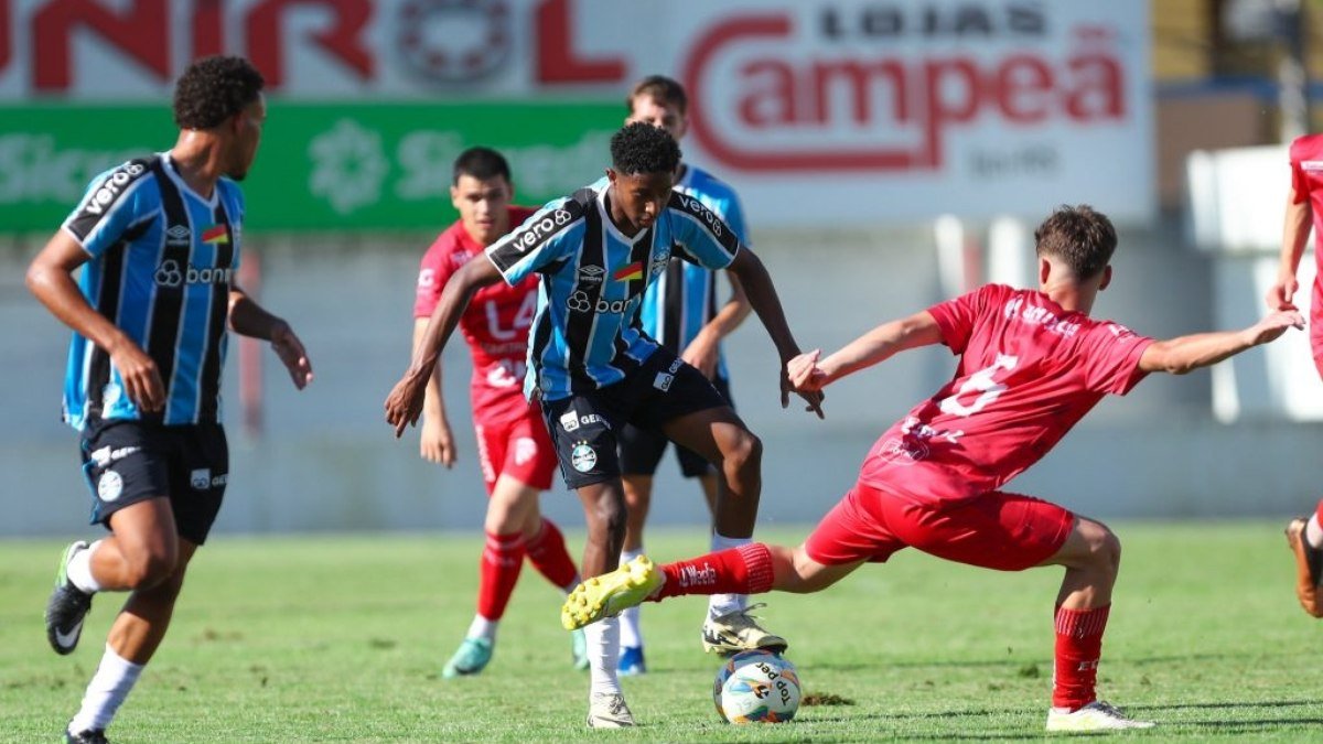 Grêmio vence São Luiz e abre vantagem nas quartas do Gauchão Sub-20