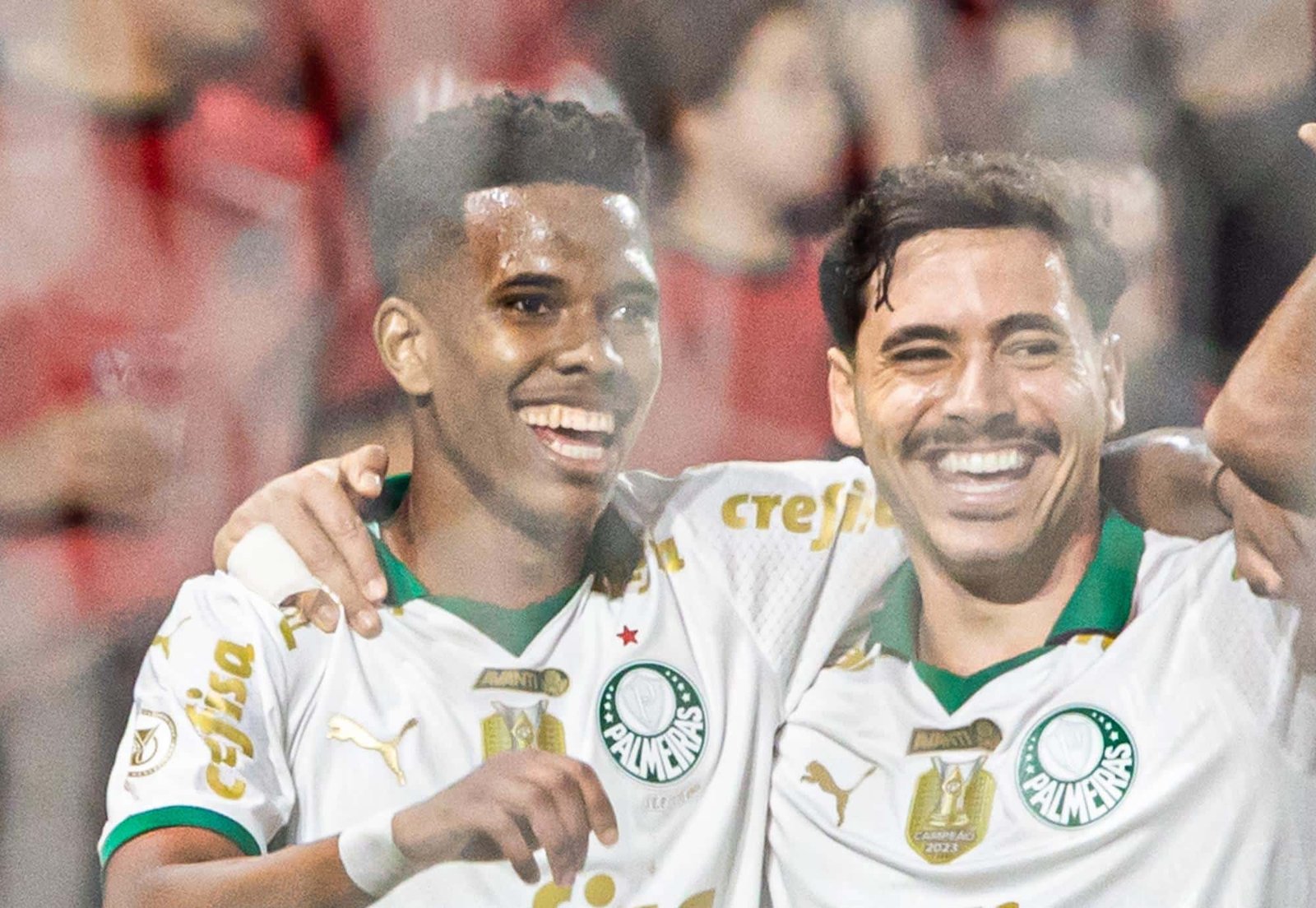 Estêvão fica perto de marca histórica de Neymar e volta a brilhar em nova vitória do Palmeiras