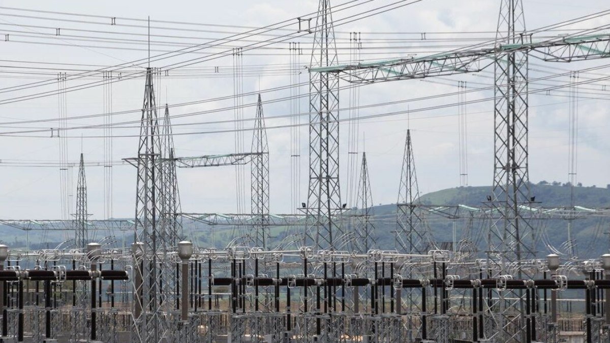 Outubro terá bandeira tarifária mais cara do sistema nas contas de luz
