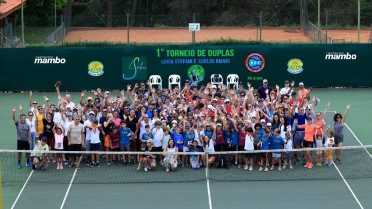 Torneio de duplas de Luísa Stefani e Carlos Omaki começa com sucesso