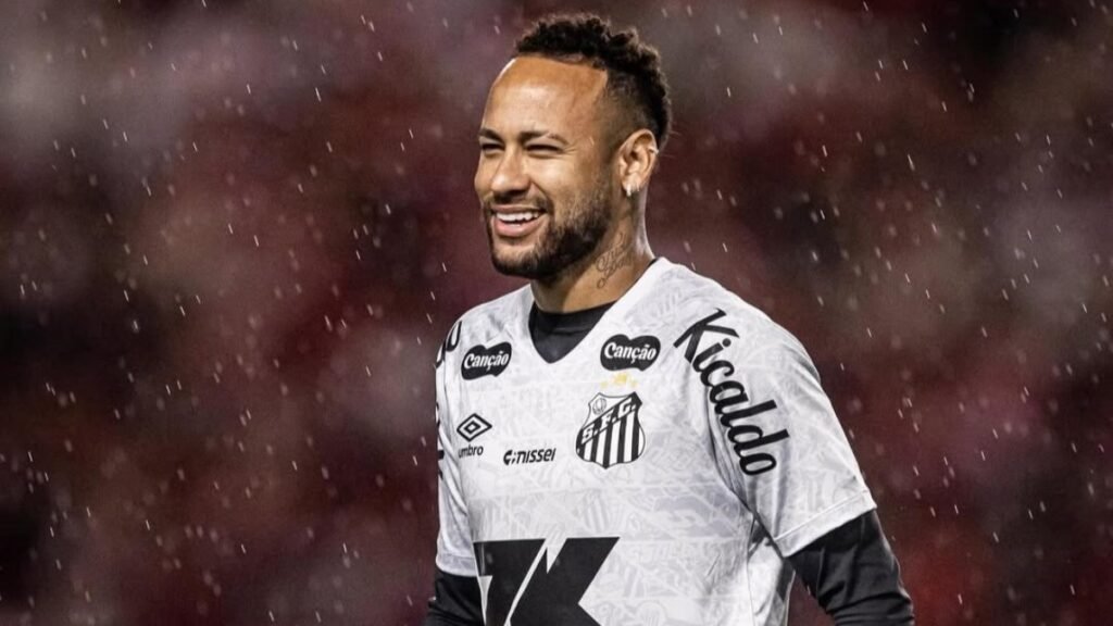 Neymar gasta R$ 5 milhões em mansão para ex-affair, mãe de caçula