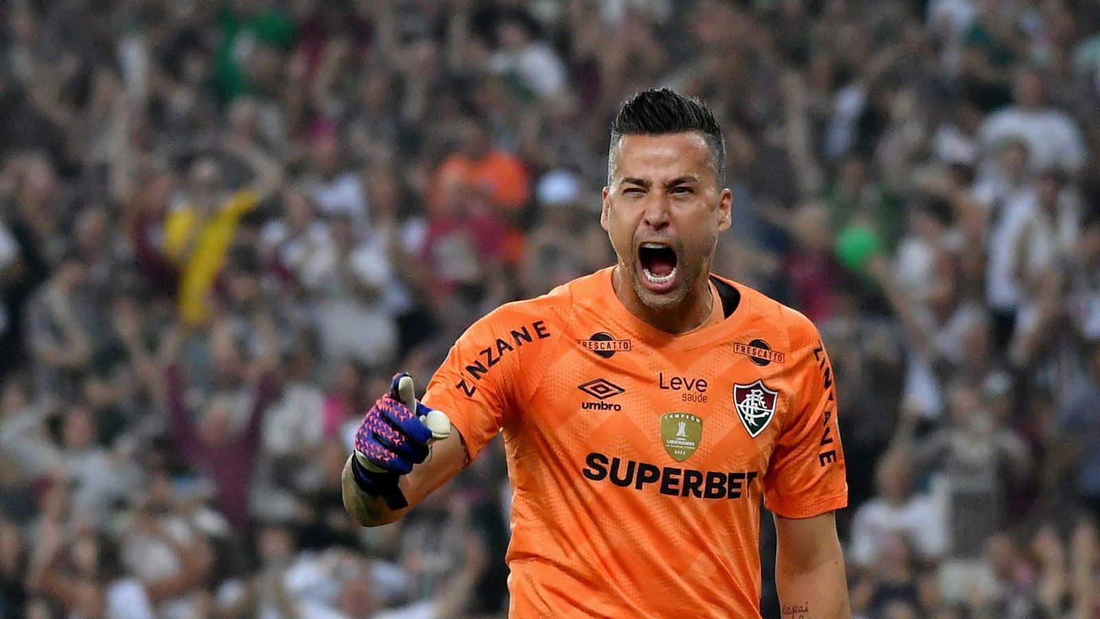 Fábio é herói, Fluminense elimina Grêmio nos pênaltis e está nas quartas da Libertadores