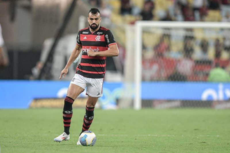 Tite explica porque Gabigol é a terceira opção entre os centroavantes do Flamengo