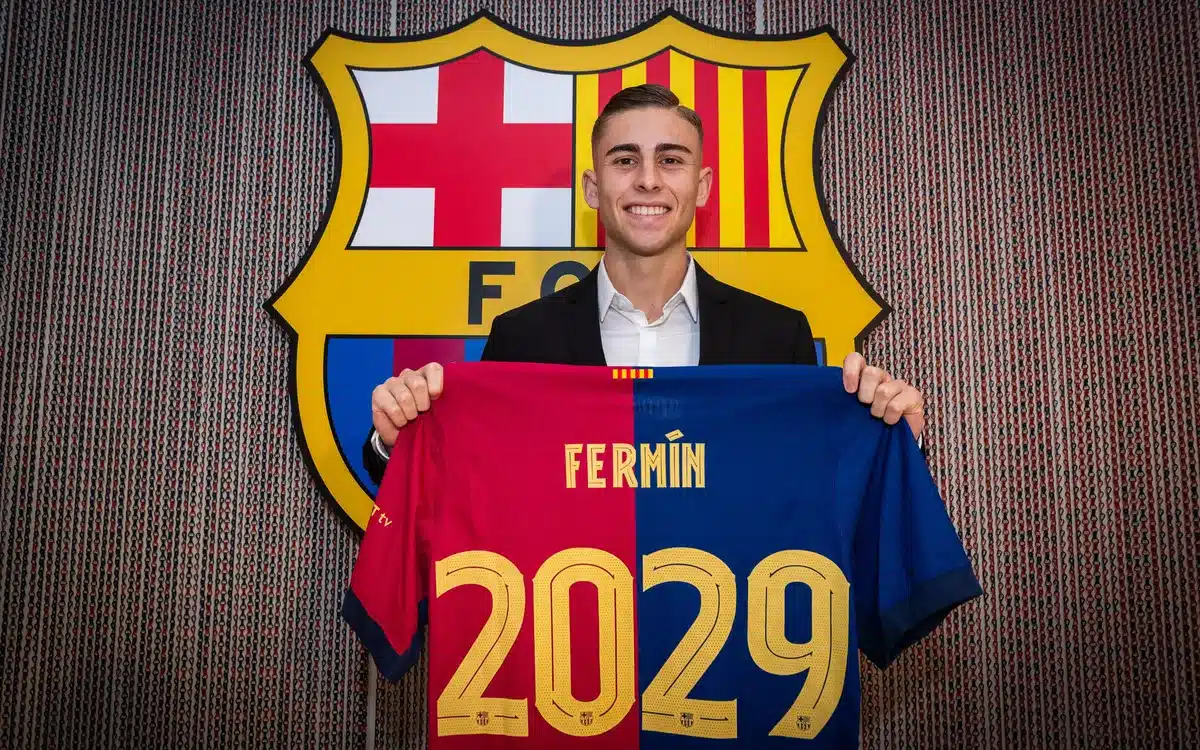 Barcelona fecha acordo de R$ 3 bilhões com alvo do Manchester United