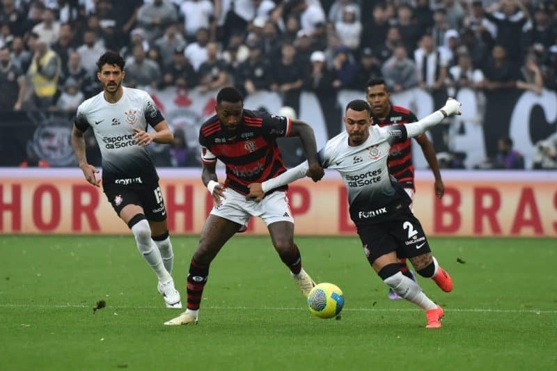 Gerson é o melhor jogador do Brasil em 2024 e poder ser alicerce para Dorival