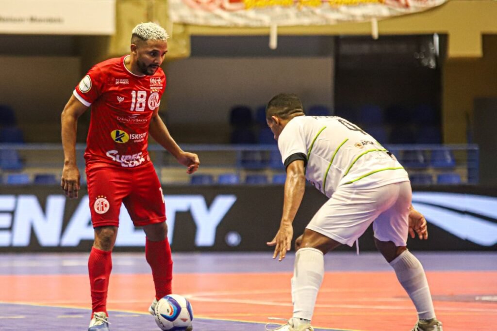 Futsal: América e Gideões decidem vaga à semifinal do Estadual