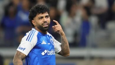 Gabigol dá vitória ao Cruzeiro sobre o Flamengo em noite de passado e presente