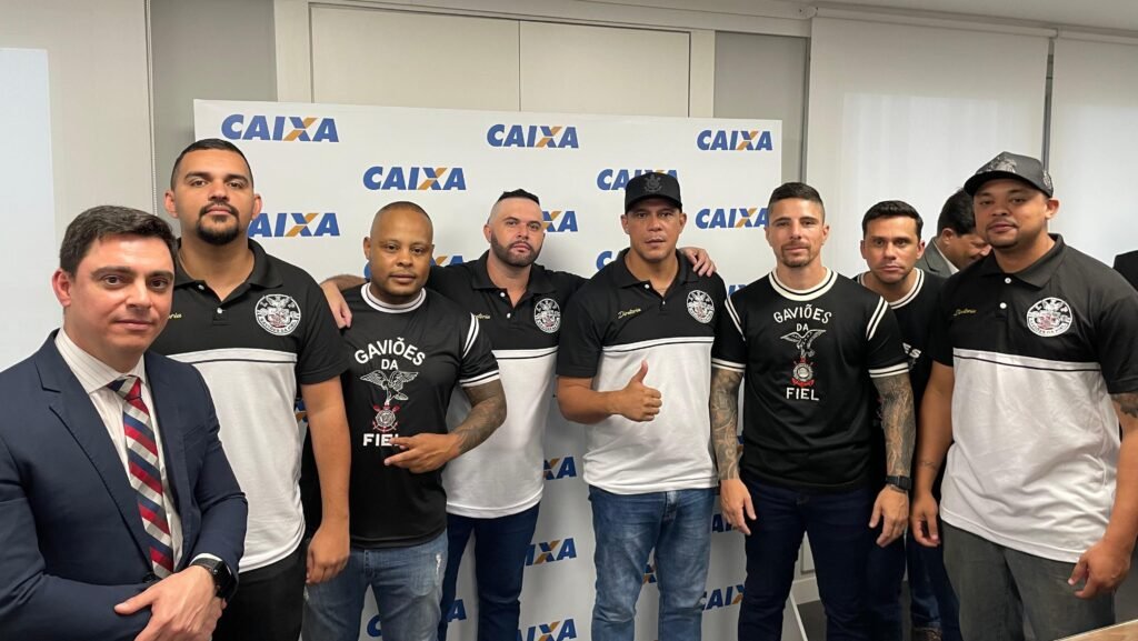 Gaviões projeta R0 milhões em vaquinha para quitar estádio do Corinthians