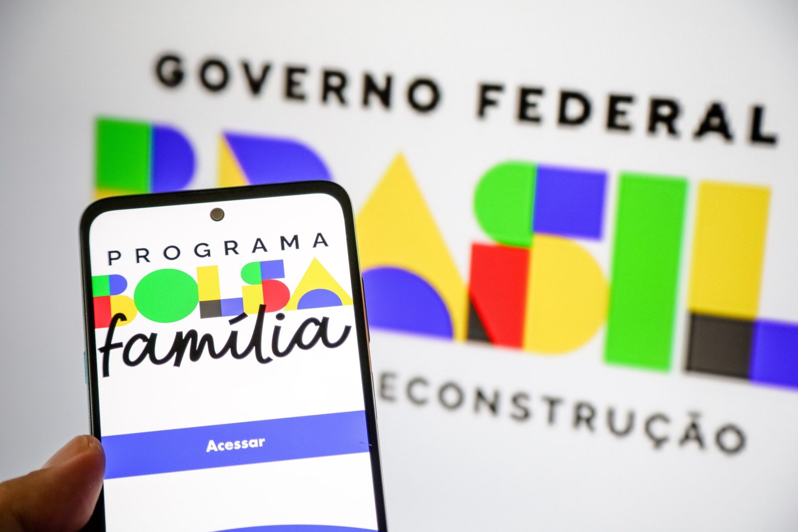 Bolsa Família de outubro começa a ser pago pela Caixa nesta sexta (18)