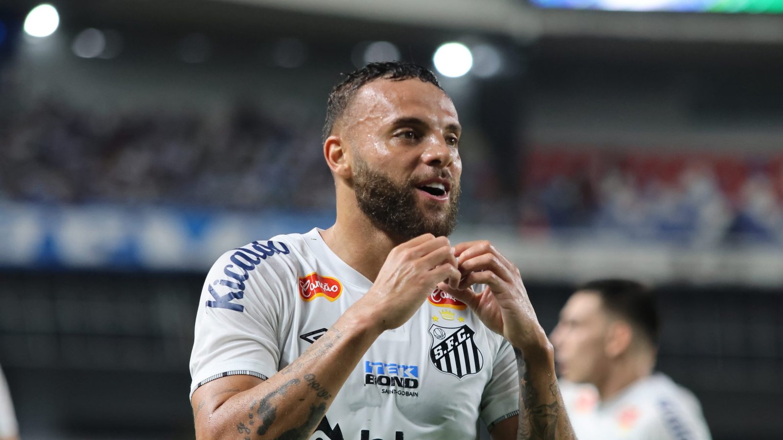 A cada rodada que passa, Guilherme mostra que é o melhor jogador do Santos na Série B