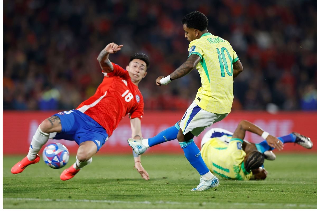 Eliminatórias da Copa: Brasil vence o Chile de virada