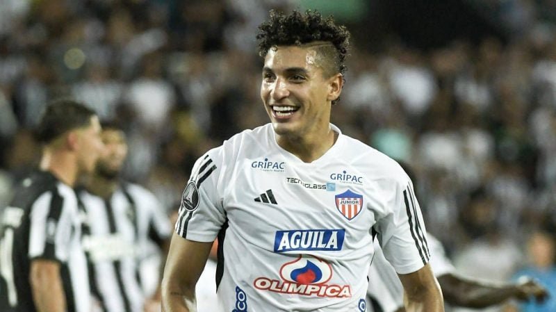 Fluminense acerta com lateral colombiano e jovem volante a pedido de Mano