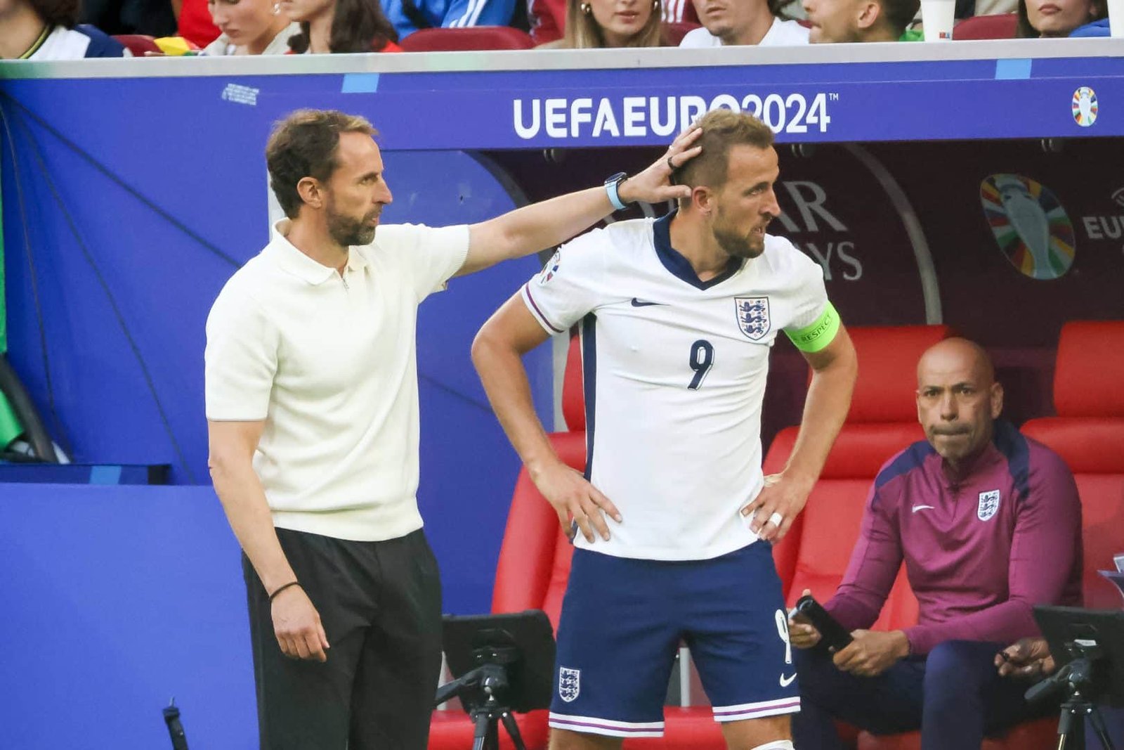 Harry Kane está decepcionado com jogadores que se recusam a jogar pela Inglaterra