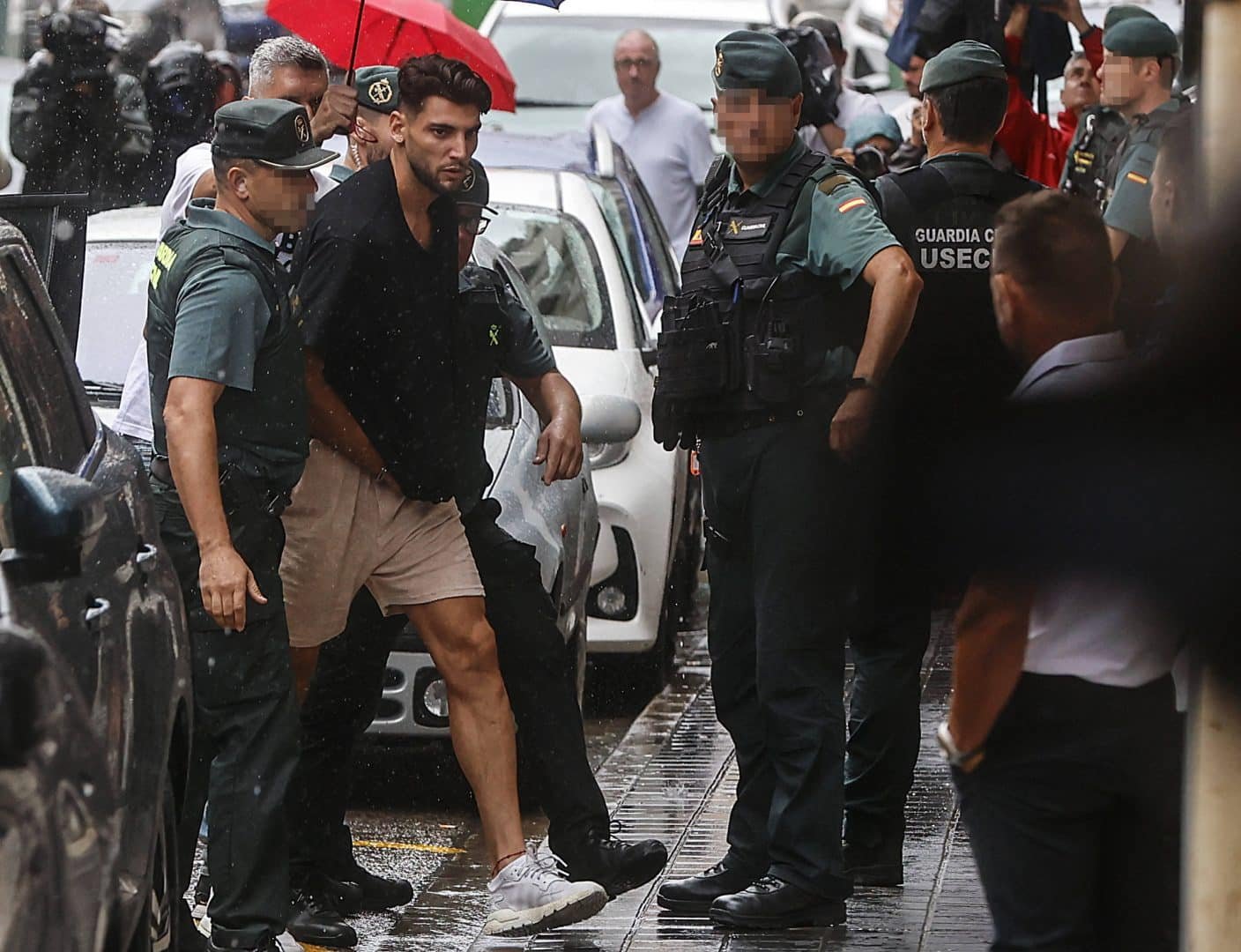 Depoimento revela agressão sexual e física de Rafa Mir; Valência descarta demissão