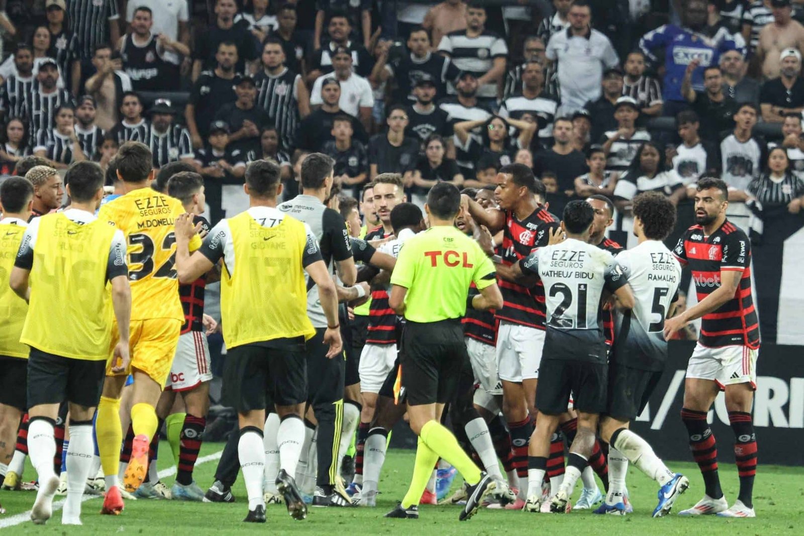 Corinthians pede efeito suspensivo e quer ter Yuri Alberto contra o Palmeiras Corinthians pede efeito suspensivo e quer ter Yuri Alberto contra o Palmeiras
