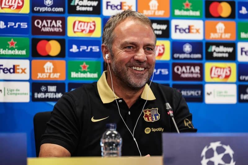 Presidente do Barcelona rasga elogios e detalha como Hansi Flick ‘revolucionou’ o clube