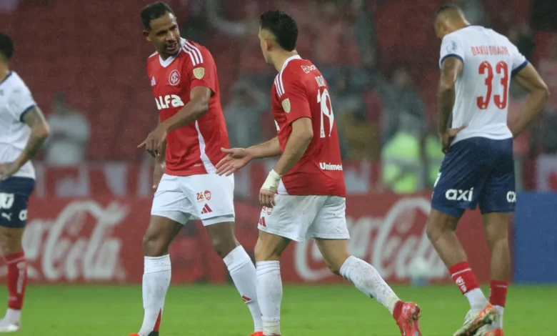 Internacional vira, avança na Libertadores e manda Bahia para Sul-Americana | ac24horas Internacional vira, avança na Libertadores e manda Bahia para Sul-Americana | ac24horas