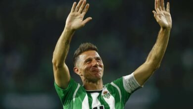 Antony ganha apelido de patrimônio histórico espanhol e leva ídolo do Betis à loucura