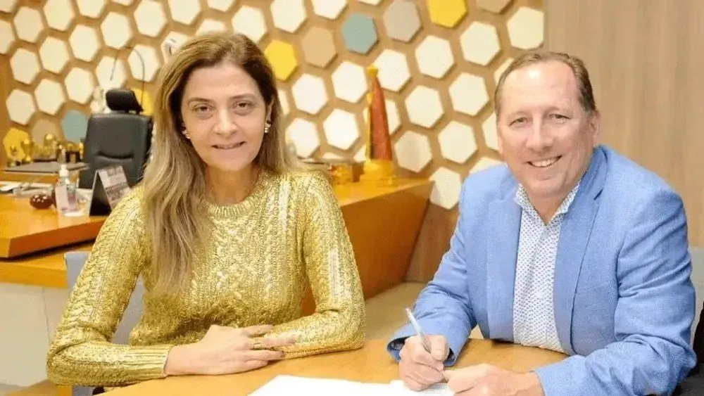 Textor minimiza rivalidade entre Botafogo e Palmeiras e exalta Leila Pereira