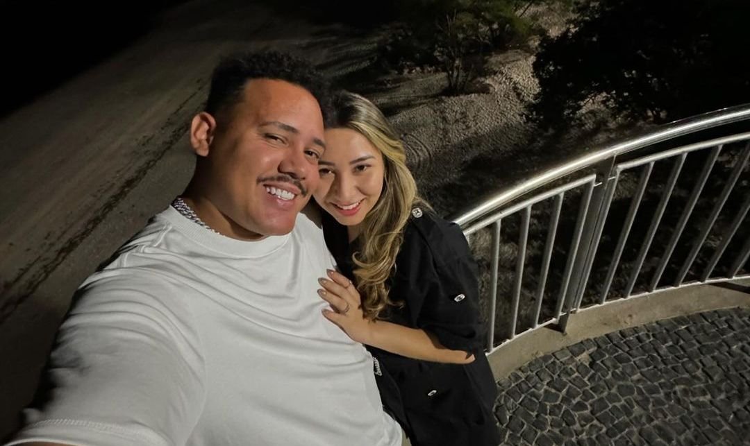 Ex-BBB Lucas Buda conta maneira incomum que conheceu a namorada Ex-BBB Lucas Buda conta maneira incomum que conheceu a namorada