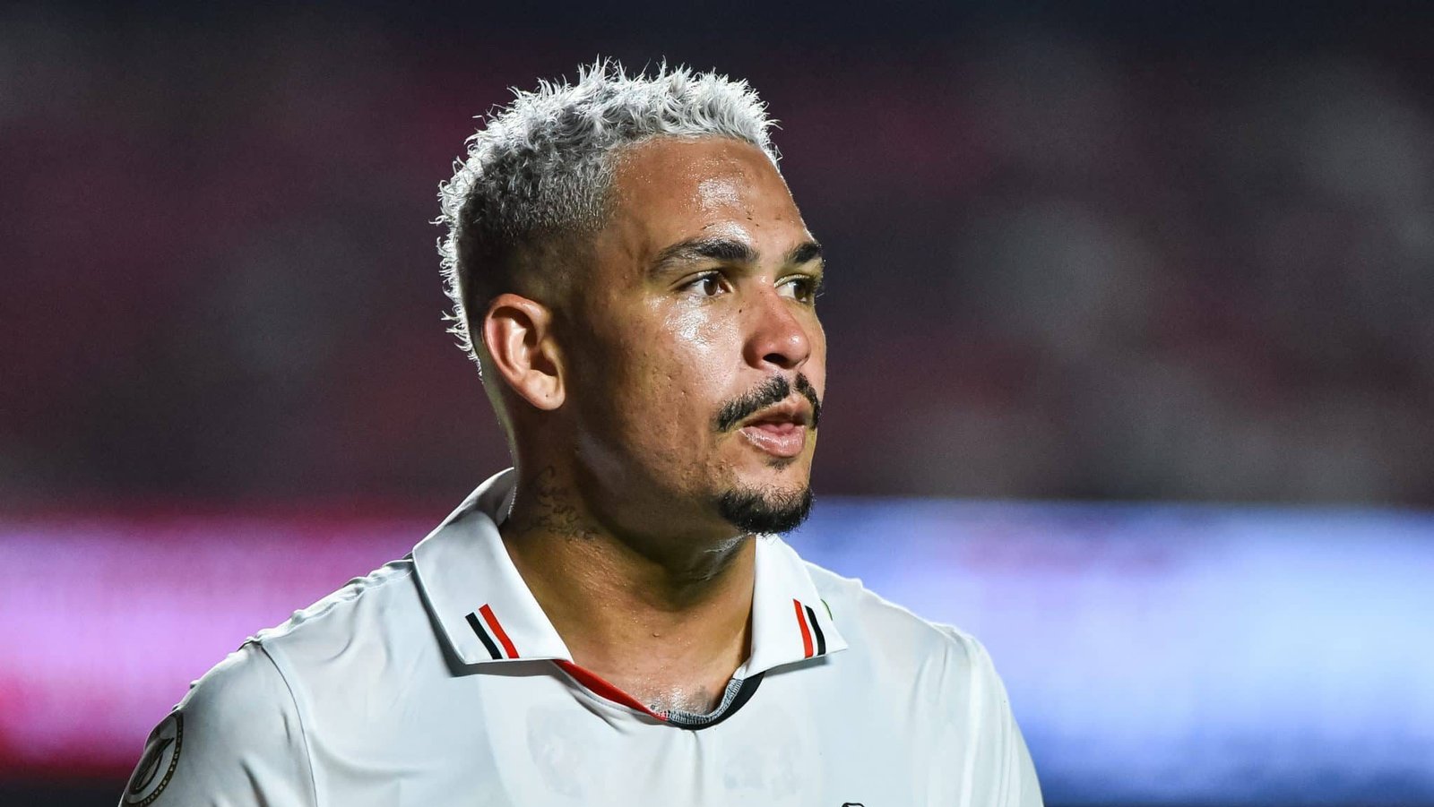 como foi conversa de Zubeldía para tirar Luciano do time no São Paulo