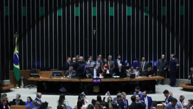 Câmara aprova urgência para PL que proíbe desconto automático no INSS | ac24horas