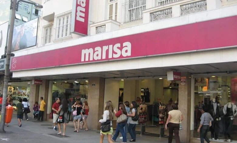 Marisa tem lucro de R$ 2,4 mi no 1º tri, com receita e margem maiores Marisa tem lucro de R$ 2,4 mi no 1º tri, com receita e margem maiores