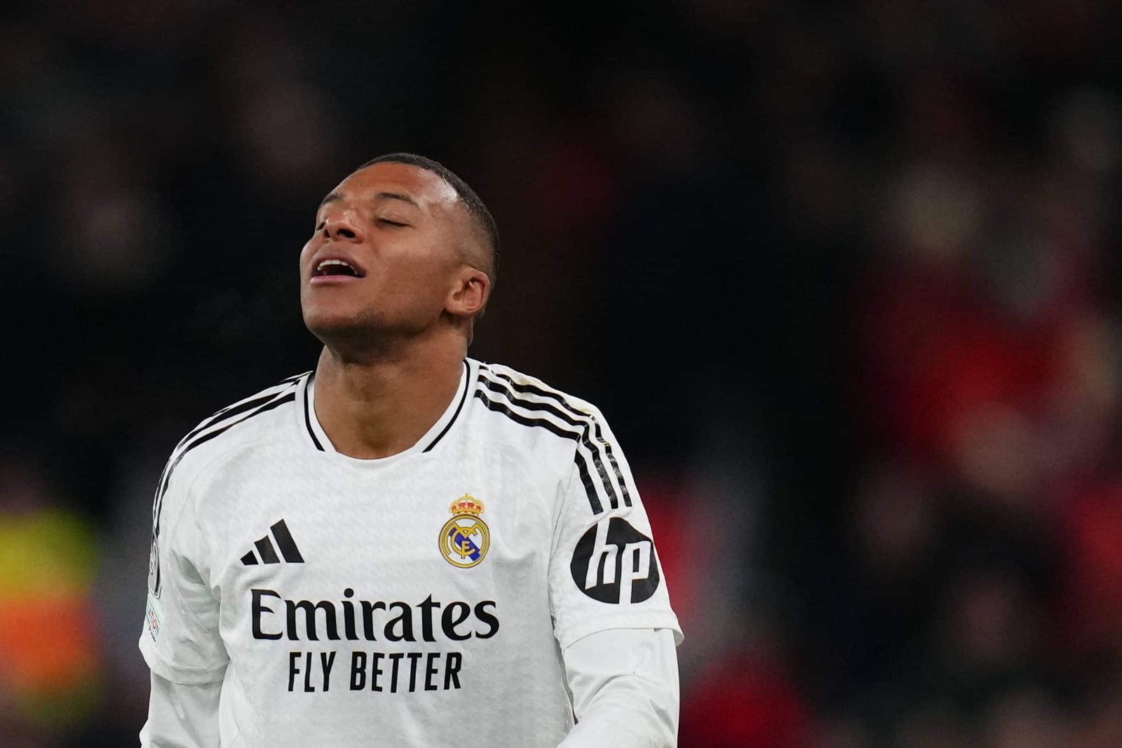 Liverpool domina Real, Mbappé decepciona e espanhóis pedem mais Endrick em derrota