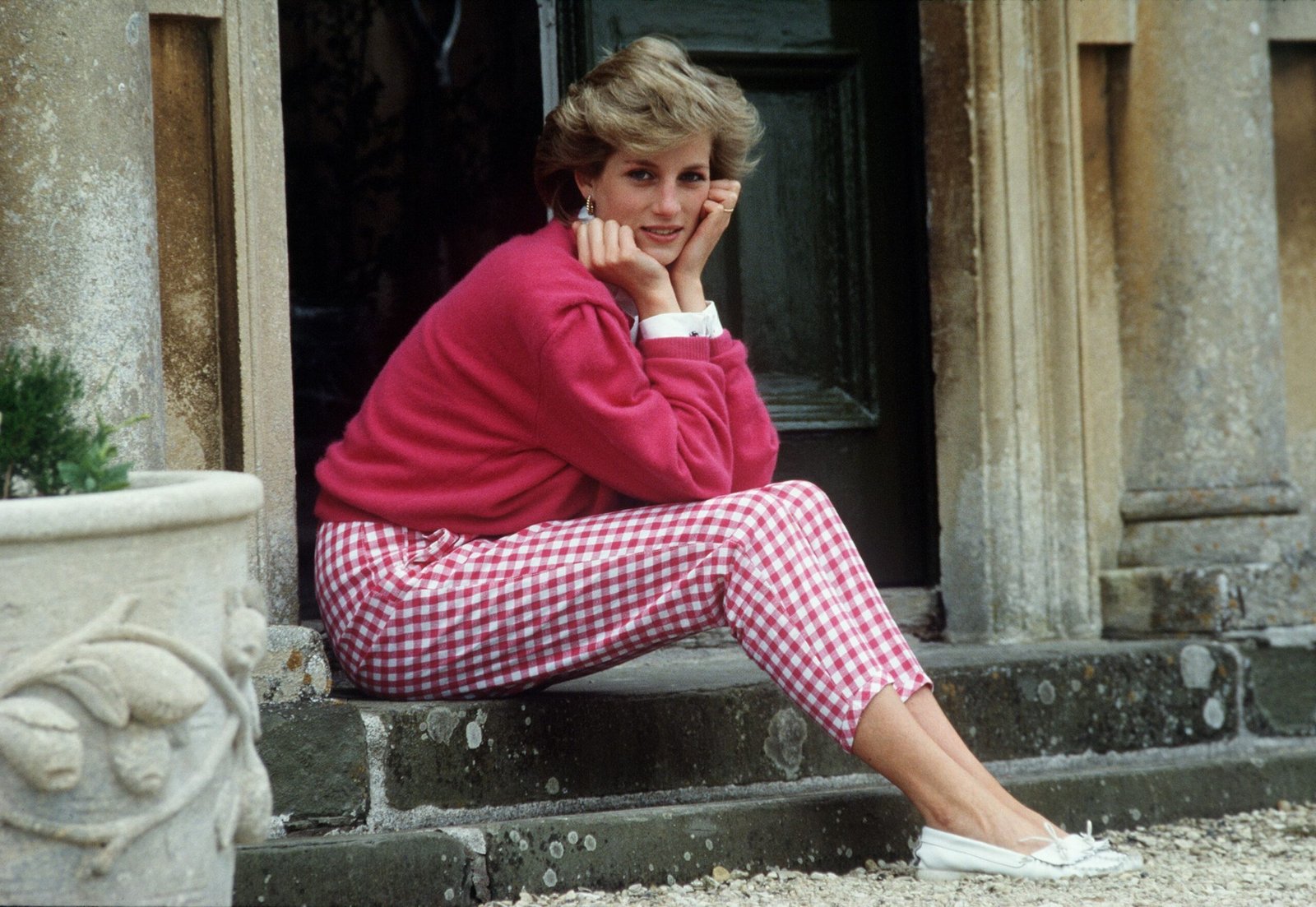 27 anos sem Lady Di: conheça 5 livros para se aprofundar em sua história