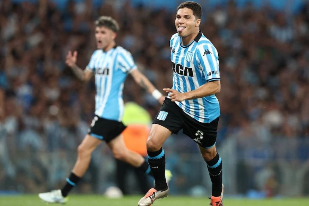 Racing vence de virada o Corinthians e fará final da Sul-Americana contra o Cruzeiro