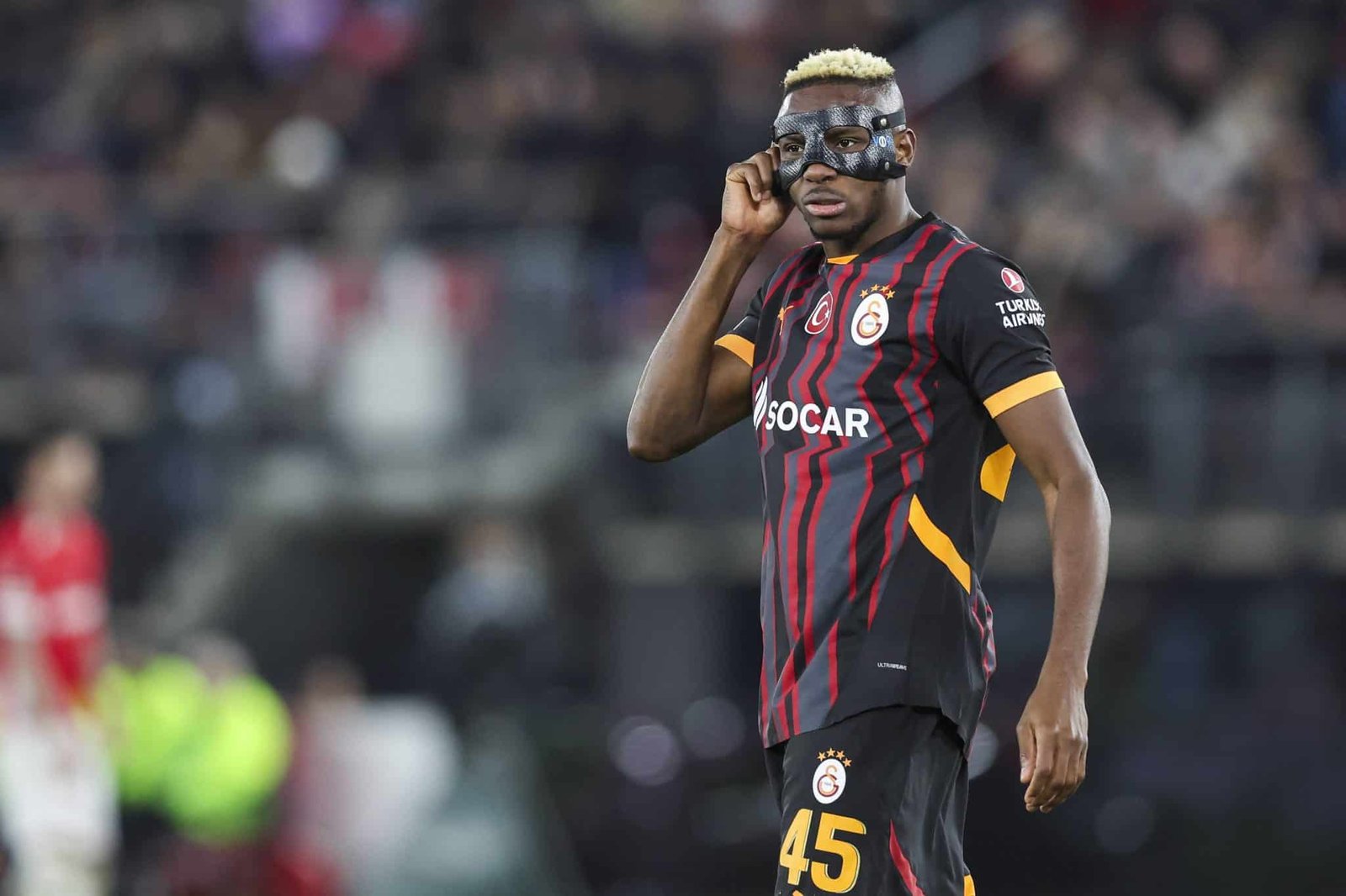 Após extensa novela para sair do Napoli, Osimhen pode voltar à Itália